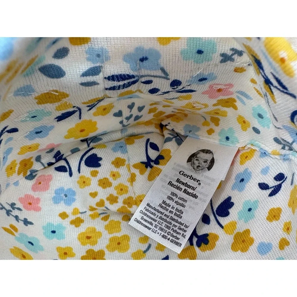 Gerber Baby Girls Daisy‎ Caps Lot of 3